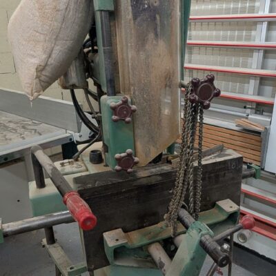 Mortaiseuse de marque GUILLIET type DIF n° 181