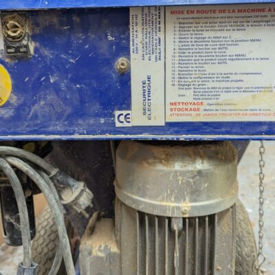 Machine à projeter le béton de marque EUROPRO modèle 24P sur châssis à roue, 220 V