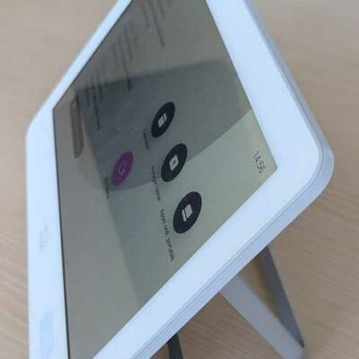 Système de visio conférence de marque CISCO modèle Cisco Webex Room Kit Mini TTC7-26 comprenant enceinte avec caméra intégrée et tablette. 8 unités. Vendu à l’unité avec faculté de réunion. Localisation : 7 est, 7 ouest, 6 ouest (7706, 7704, 7700, 7012, 6674, 6676, 6504, 6706)