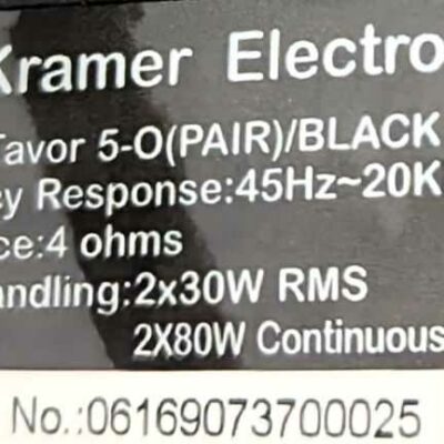 Paire d’enceintes de marque KRAMER Electronics modèle Tavor 5-à (pair) black 4 ohms, 2x30W RMS. Localisation : 4 est (4004)