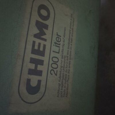 Bac de rétention en plastique vert sur roulettes. Capacité 200 litres