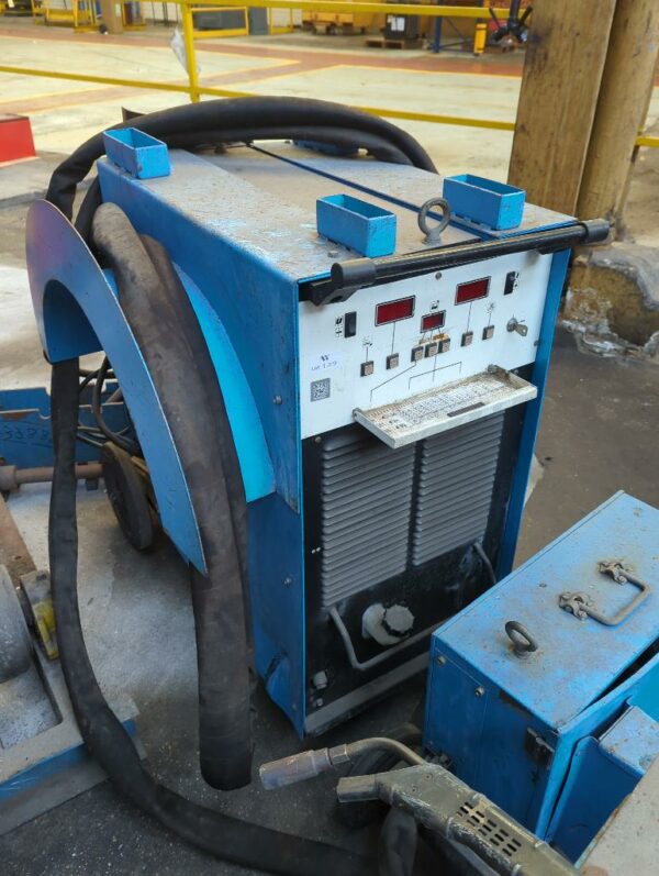Poste à souder de marque SAF modèle Safmig 480 tri