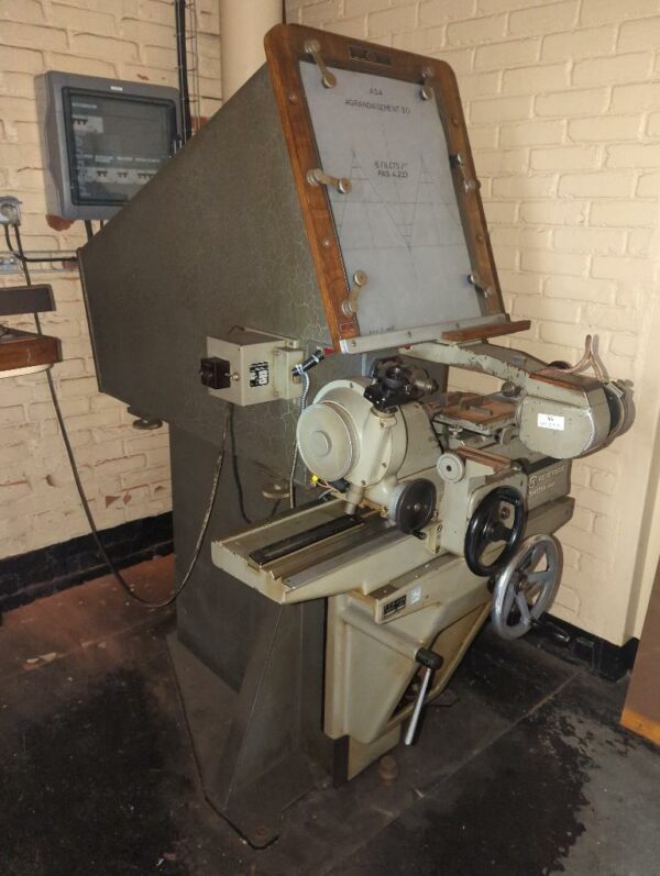 Projecteur gsip de marque Moser Glaser Suisse made.