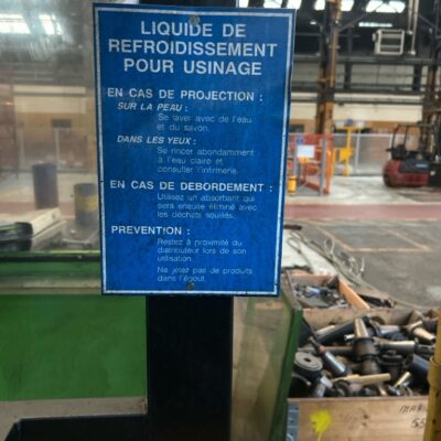 Appareil de liquide de refroidissement pour usinage Dosatron avec tuyauterie et pistolet