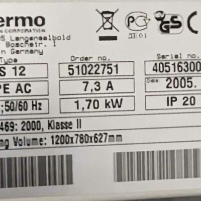 Poste de sécurité microbiologique (PSM) type II de marque THERMO modèle Hera Safe KS12. Localisation : 1L24B