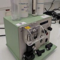 Etireuse micro pipette PC-100 PULLER de marque NARISHIGE avec accessoires. Localisation : 1L11 – Image 2