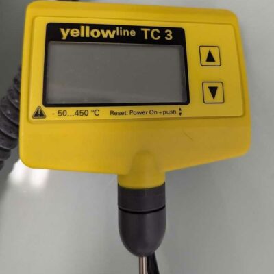 Agitateur magnétique chauffant de marque YELLOW LINE modèle MST basic C, avec sonde de température. Localisation : 1L11
