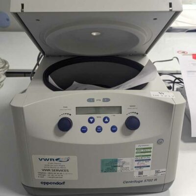 Centrifugeuse 5702R de marque EPPENDORF avec Rotor SL138. Localisation : OU37