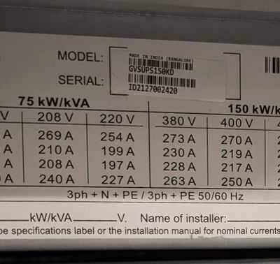 Onduleur 100 KVA de marque SCHNEIDER ELECTRIC modèle Galaxy VS. Vendu avec armoire By-pass et batteries. Localisation : Canada rdc bas