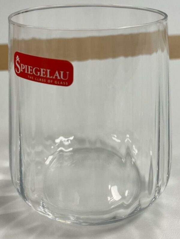 Lot de 12 verres Modèle Spielgau Lifestyle, hauteur 90mm, diamètre de 83 a 52mm pour une contenance de 340 ml. Quantités: 60 lots vendus avec faculté de réunion.