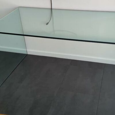 Console en verre monobloc de marque Fiam. 74 x 140 x 70 cm. (Belgrand 6e)