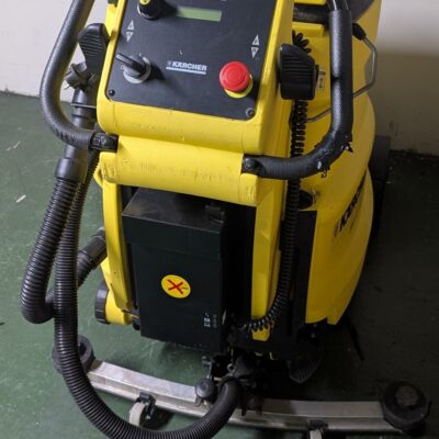 Auto-laveuse de marque Karcher modèle BR55/60 w. (Belgrand ssol-1)