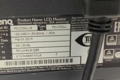 Ecran 27 pouces de marque Benq modèle PD2700U. Sans pied, sans bras. 50 unités. Vendu à l’unité avec faculté de réunion. (18 rdc + 20 au 1er + 12 au 2ème)