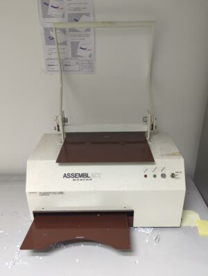 Relieuse de marque Assemblact 
-2 repro