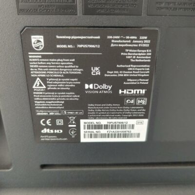Téléviseur 70 pouces de marque Philips modèle 70PUS7906/12 avec son pied à roulettes de marque North Bayou
unités : rdc haut