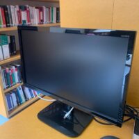 Ecran 24 pouces de différentes marque : LG (24MP57VQ-P) , Acer (KA240HQ), HP (N240).
15 unités, vendu avec faculté de réunion.
Localisation : 6 rue Duret - 75116 Paris.
(biblio -2, es5, open space es, 1-35, 1-26, 1-22, 1-19, 2-56, 2-43, 2-68, 2-69, 3-94, 3-73, 3-72) – Image 3