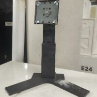 Ecran 27 pouces de marque Benq modèle PD2700U. Vendu avec pied, divers modèles (pieds démontés, lot 109 au sous-sol). 12 unités. Vendu à l'unité avec faculté de réunion.  Localisation : 10 rue Petit - 75019 Paris – Image 2