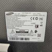Moniteur de marque Samsung modele DB48E ,48 pouces,  vndu avec son pied sur roulettes et une caméra video n de marque Huawei modèle. – Image 3