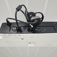 Video projecteur de marque canon modèle LX-MU500. – Image 2