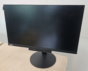 Ecran d'ordinateur de marque Lenovo ThinkCenter Tiny-in-One 24'' Monitor 1920*1080,ou P24Q.
47 unité avec pieds.
15 unites sans pieds