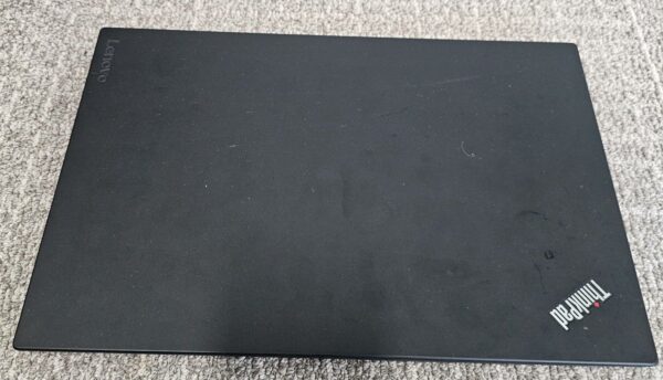 PC portable de marque Lenovo Lenovo ThinkPad T570 8G (old) - malfunction. Localisation : 10 rue du Ballon - 93160 Noisy-le-Grand