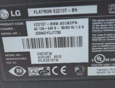 Ecran 22 pouces de marque LG modèle Flatron E2210. 2 unités. Vendu à l’unité avec faculté de réunion. (bat B)