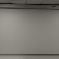 Ecran de projection électrique, divers modèles, dont Procolor, Oray. 4 unités. Vendu à l'unité avec faculté de réunion. (RDC bat A réserve, RDC salle Visio , RDC Etaples) – Image 2