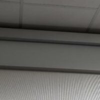 Ecran de projection électrique, divers modèles, dont Procolor, Oray. 4 unités. Vendu à l'unité avec faculté de réunion. (RDC bat A réserve, RDC salle Visio , RDC Etaples) – Image 3