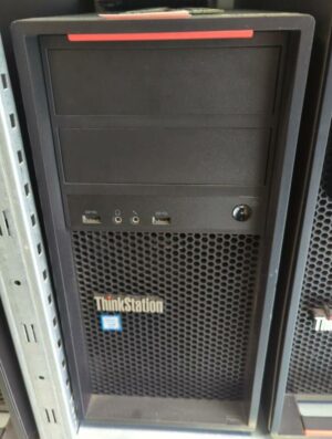 Station de travail de marque Lenovo modèle ThinkStation p520. (RDC salle informatique)