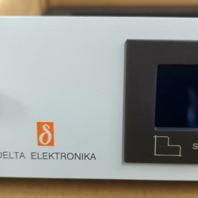 Alimentation stabilisée rackable de marque Delta modèle SM100-AR-75, neuve dans emballage d’origine. (bat B)
