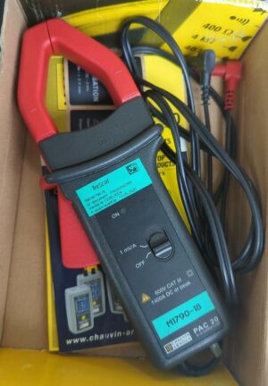 2 pinces de courant 600 V, 1400 A. (bat B)