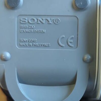 Paire d’enceintes portables de marque Sony modèle SRS-Z30. (bat B)