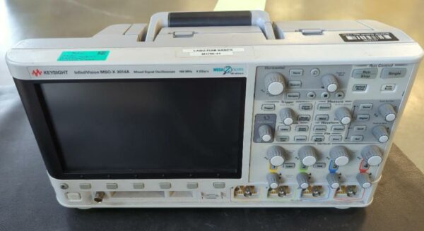 Oscilloscope de marque Keisight modèle InfiniVision MSO-X 3014A. (bat B)