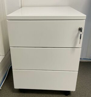 Caisson sur roulettes à 2 ou 3 tiroirs, blanc. 57 x 42 x 54 cm.
63 unités